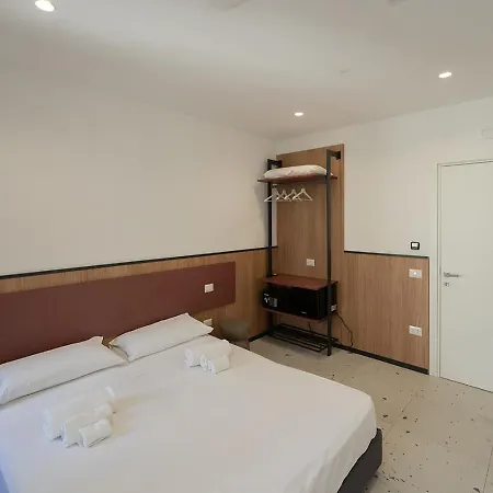 Mia Beverello Pensionat Neapel